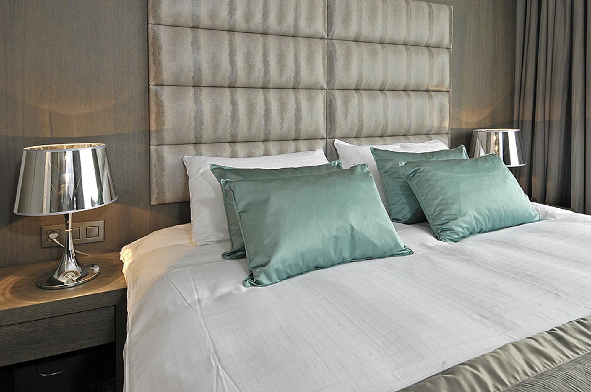 Agenda Louise Hotel